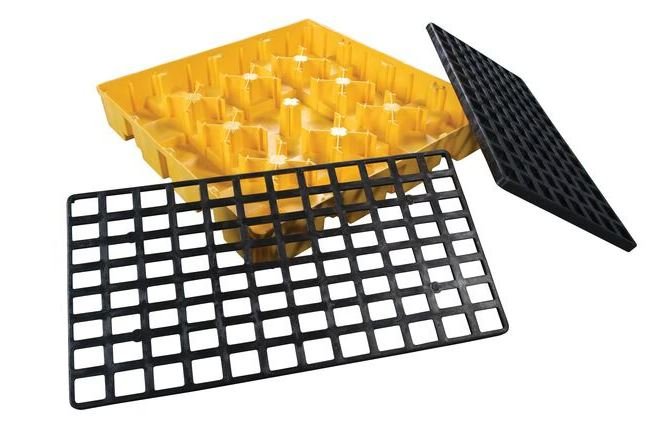 Stockist of EAGLE 4 Drum Plastic Pallet Without Drain (1645ND) in UAE